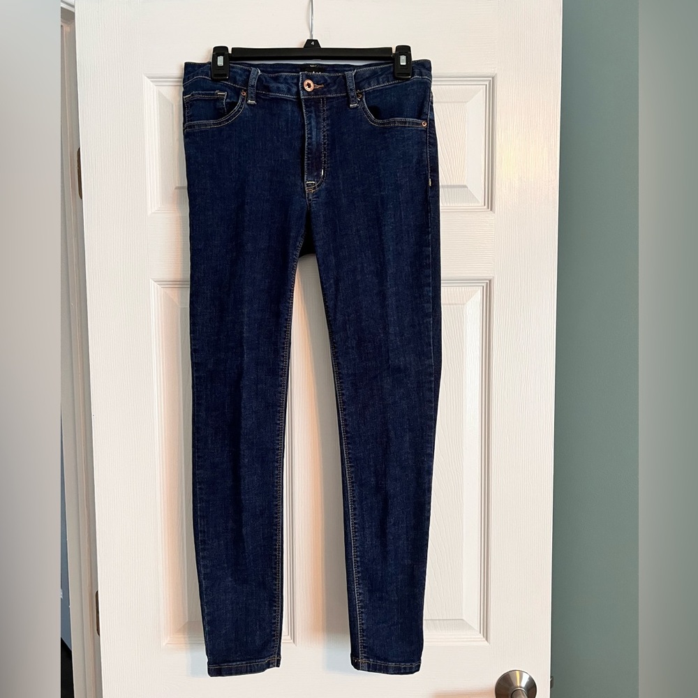 Special A Skinny Fit Dark Wash Jeans, excellent condition, Size 11